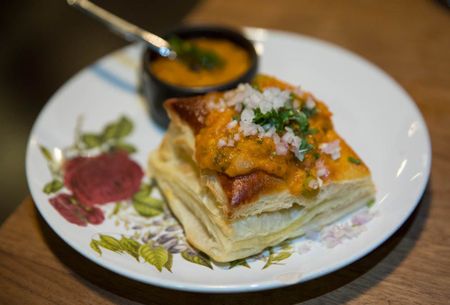 Image of: Chef Goes Vegetarian at San Francisco’s Besharam