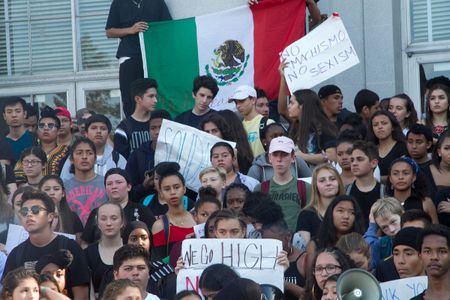 Image of: Berkeley High School Students Just Staged a Huge Walk-Out (Photos)