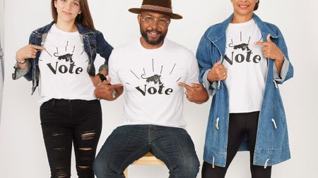 Image of: You Need This Oakland-Made, Black Panther-Inspired ‘Vote’ T-Shirt