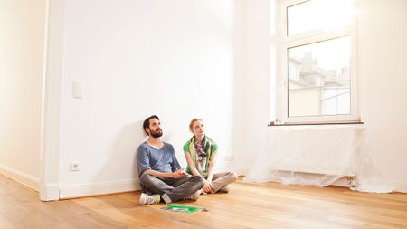 Image of: Moving in Together Amid COVID-19