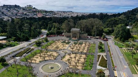 Image of: My Favorite Corner of SF: The Music Concourse at Golden Gate Park