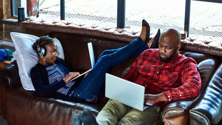 Image of: Recreate the Vibe of Your Old Co-Working Space at Home