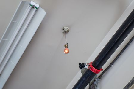 Image of: This 120-Year-Old Lightbulb Is Still Burning