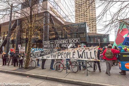 Image of: How to Not Give Your Money to the People Funding the Dakota Access Pipeline