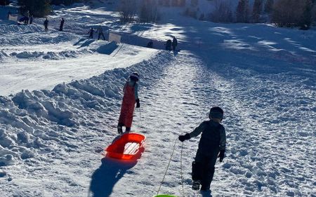 Image of: A Guide to Tahoe Winter Activities That Aren’t Skiing