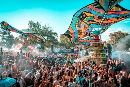 Image of: Lightning in a Bottle to Return After Long Hiatus