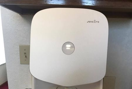 Image of: Menthols, Fried Chicken and a Glass of Juicero