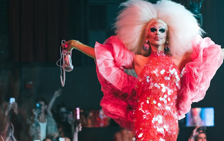 Image of: What to expect from Trixie Mattel’s ‘Solid Pink Disco’