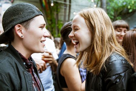 Image of: How West Coasters and East Coasters Use Dating Apps Differently