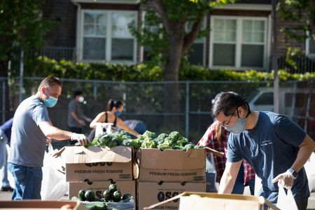 Image of: Pandemic Food Pantry Pop-Ups in San Francisco