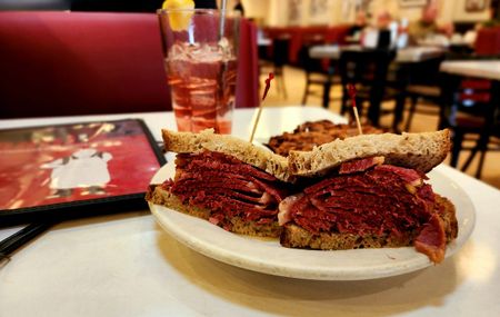 Image of: Saul goes to Saul’s: A Jewish deli adventure in Berkeley