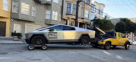 Image of: Love, Lust, and the Tuesday Morning Tow