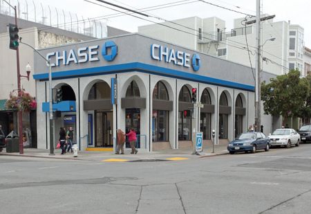 Image of: A Vacant Chase Bank on Mission Street Is Becoming 'Hidden Frequency,' an Immersive Music Venue