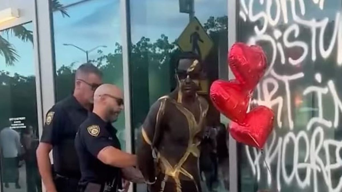 Artist pleads not guilty in Art Basel Miami Beach graffiti case