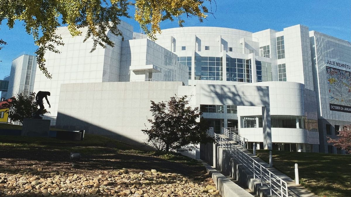 Former High Museum of Art executive charged for embezzlement