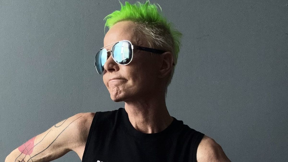 Artist gives Epstein survivors ‘Believe survivors’ T-shirts