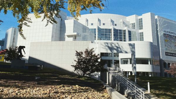 Former High Museum of Art executive charged for embezzlement