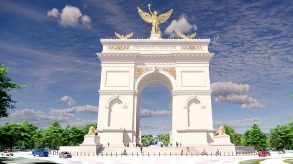 Grand Monuments Symbolic of Historic Feats of National Independence