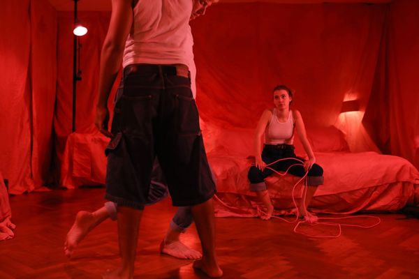 Choreographer turns Sam Shepard's incest play into dance in an Ace Hotel room