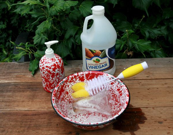 How to Make Your Flower Vases Sparkle!
