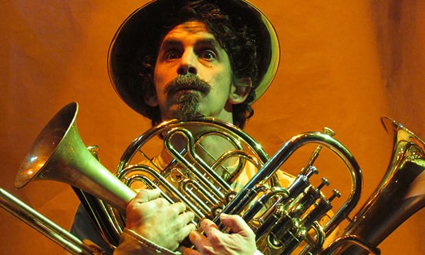 Parlamento! to be performed by Chilean theatre outfit Tryo teatro Banda at Rich Mix on 15-16 October