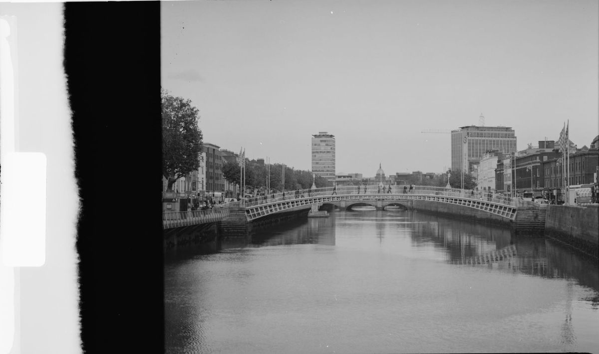 Eagarfhocal #1: Tar éis measarthacht, uaillmhian