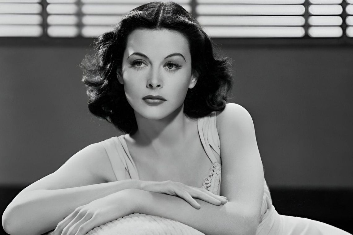 Stories of the rich, powerful and beautiful