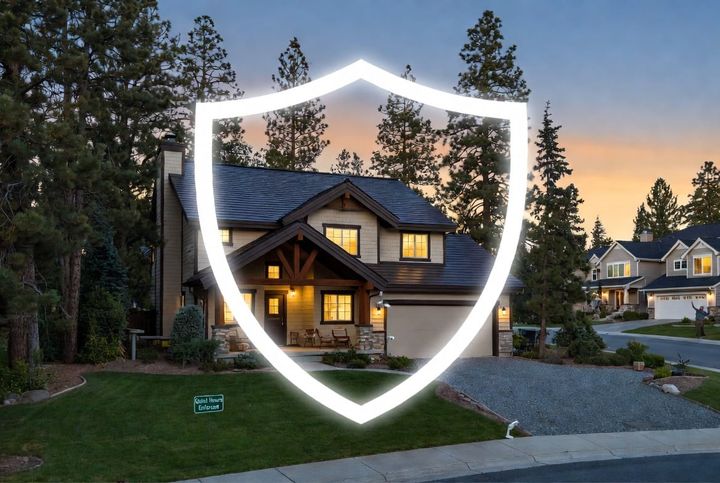 The STR Host's Playbook for Preventing Neighbor and HOA Complaints