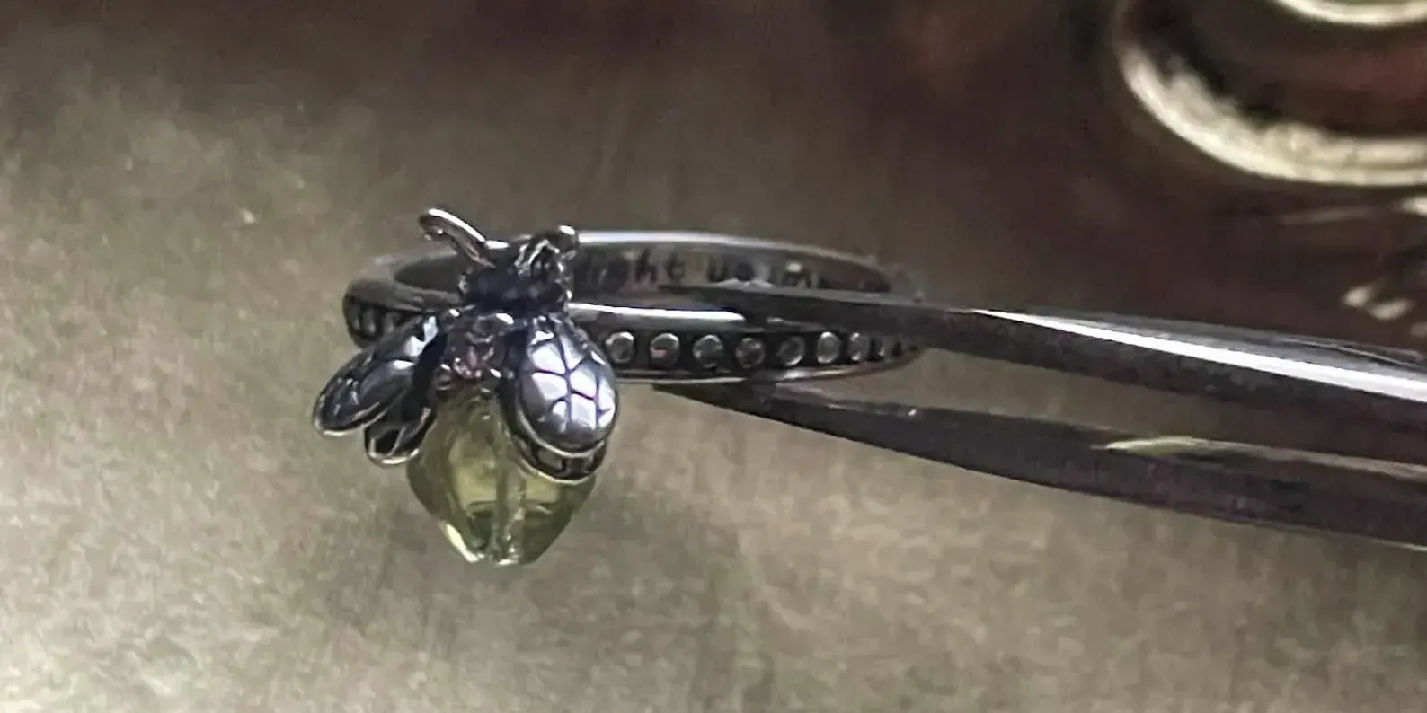 Firefly Ring uranium glass gemstone without glow