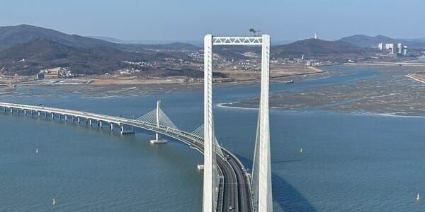 청라하늘대교 주탑전망대에 오썸피아 AI기반 XR망원경 3월 설치