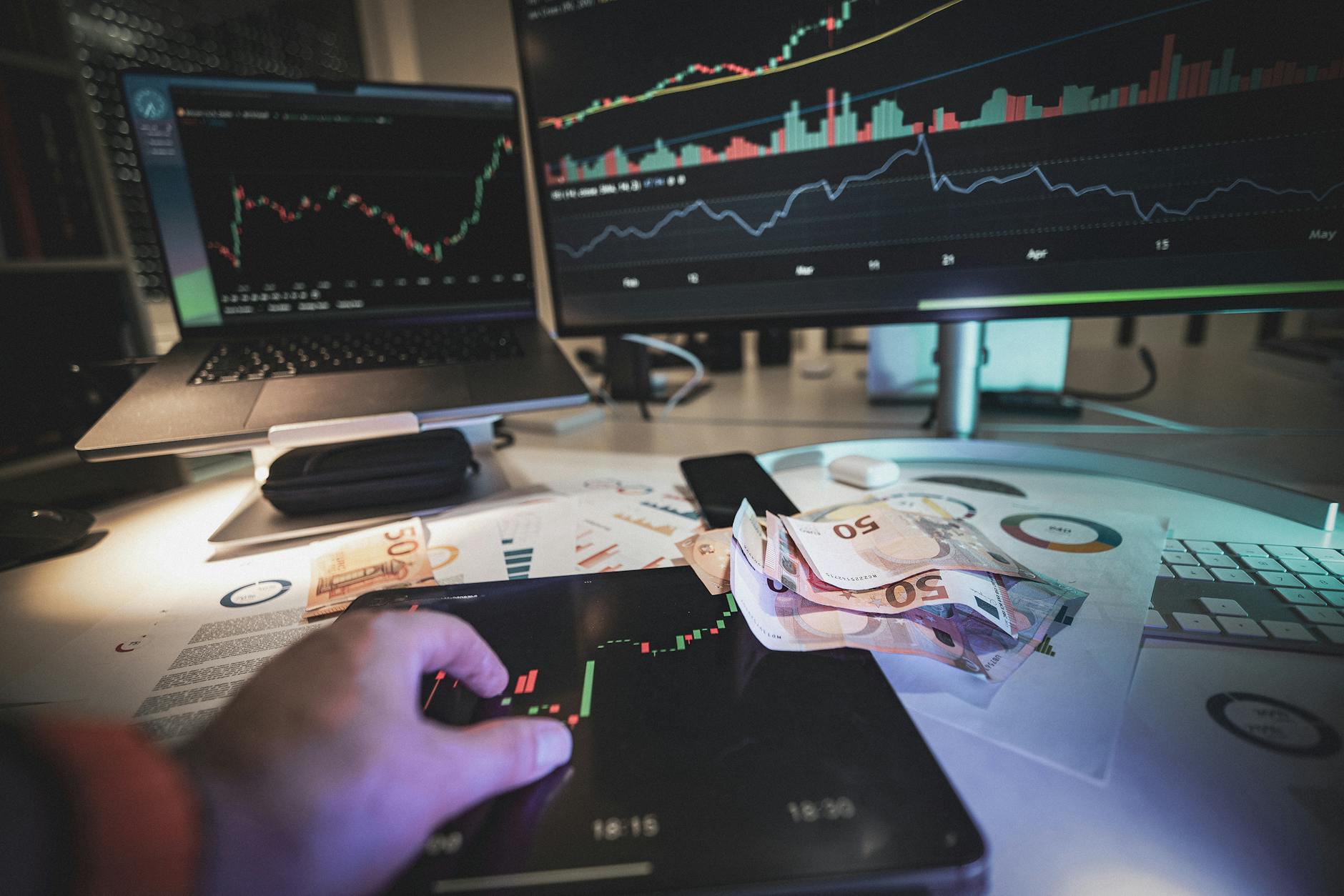 配图