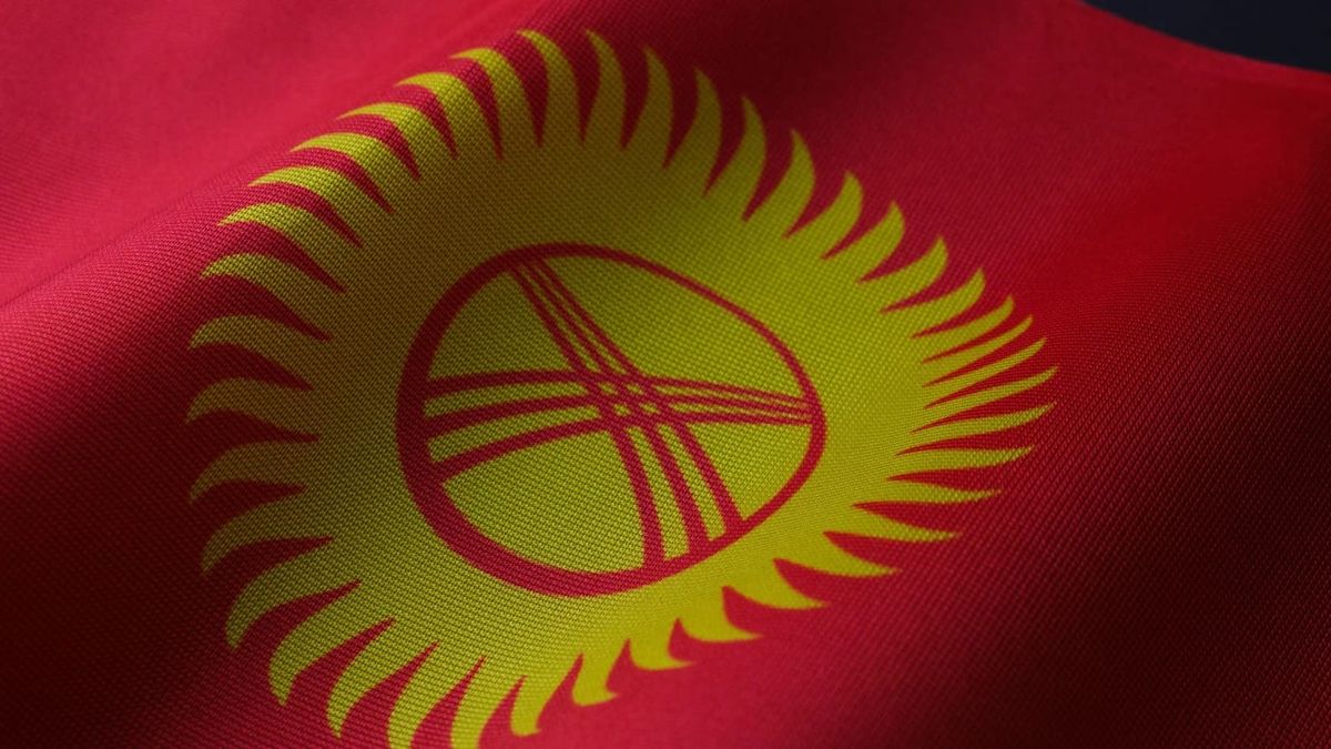 Kirgisistans “zombieficerede” frihedsrøst