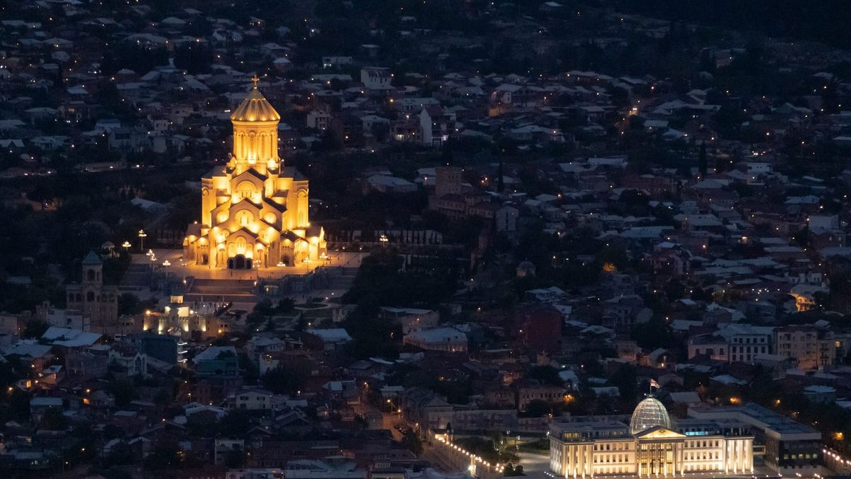 Saakashvilis facade krakelerer