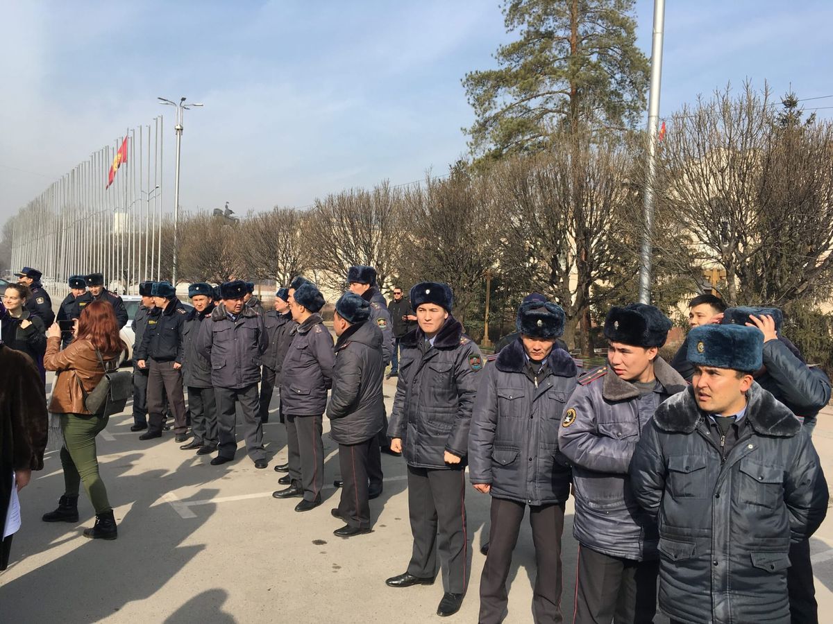 Fra frihed til forfølgelse - Kirgisistans nedtur