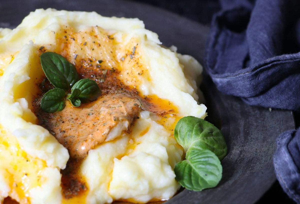 The Side Dish: "Slumping" Mashed Potatoes