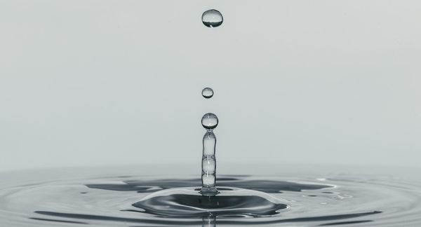 water droplet bouncing