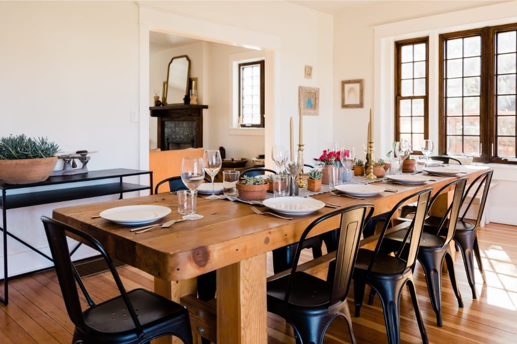 9 Affordable Ways To Decorate Your Dining Room Table Like A Designer
