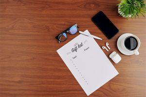 10 Gift Planning Tips To Prevent Overspending