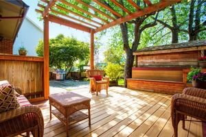 5 Tips For Hiring A Deck Builder