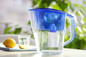 10 Eco-Friendly Ways To Filter Water At Home Without Expensive Systems