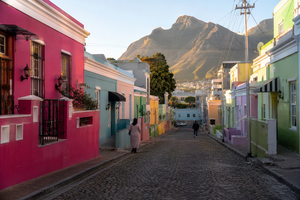 The Ultimate Travel Guide To Cape Town: Nature, Beaches, And Attractions