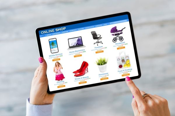 10 Reasons That Make E-Commerce Stores The Perfect Side Hustle