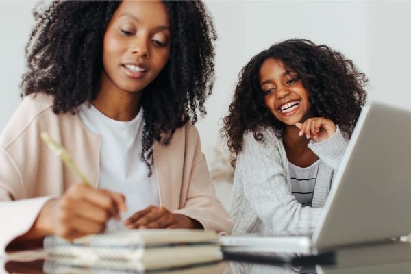 10 Side Hustles For Stay At Home Moms