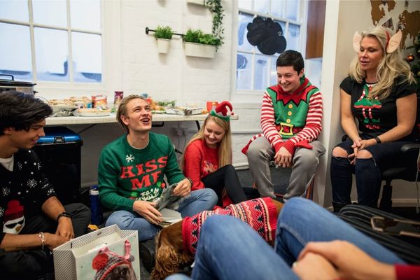 10 Christmas Gift Exchange Ideas For Coworkers That Boost Team Morale