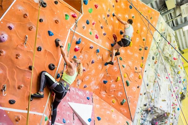 12 Indoor Rock Climbing Tips For Beginners To Master Techniques