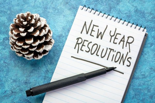 12 Powerful Ways To Keep Your New Year's Resolutions On Track