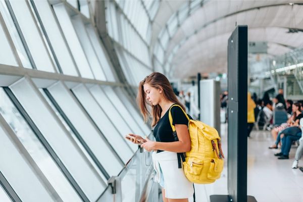 10 Ways College Students Can Conquer Airport Anxiety On Their First Flight Home