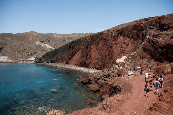 The Perfect 3-Day Santorini Itinerary For A Dream Vacation