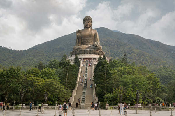 The Ultimate Travel Guide To Hong Kong For First-Time Visitors
