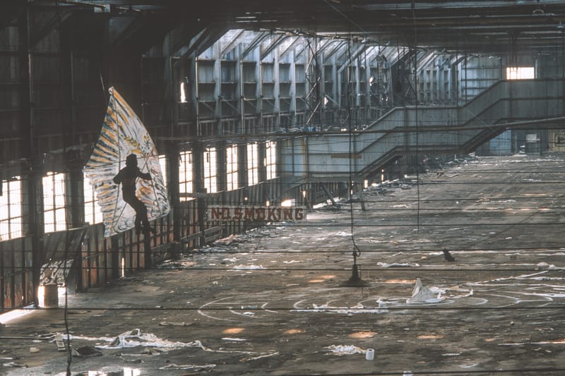 Icarus by Paolo Buggiani in the Great Hall, 1983 © Andreas Sterzing